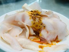 -土砂锅生态山庄·非遗砂锅雅鱼