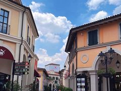 -佛罗伦萨小镇广佛名品奥特莱斯(疏港路店)
