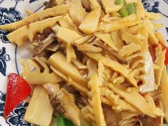 -天天向上素食餐厅(五台山店)