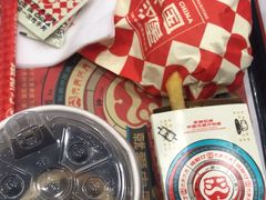 -塔斯汀中国汉堡(白云京溪地铁站店)