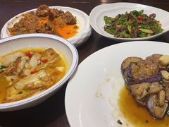 -洈水谣 · 地道荆州松滋菜(菱角湖公园店)