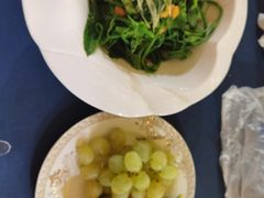 鹰嘴豆浸南瓜尖-伊带伊路新疆美食府(呼家楼店)