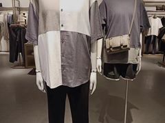 -URBAN REVIVO(济南领秀城贵和购物中心店)