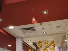 -麦当劳(汉口火车站候车室店)
