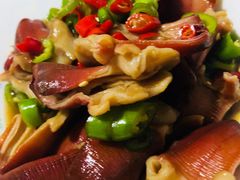 -臻鲜燕海鲜融合餐厅(金陵style店)