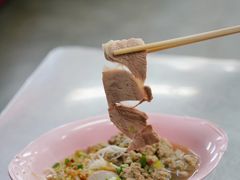 猪肉细米粉汤-榮泰米粉湯(Left Shop)
