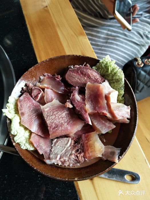 犇犇藤椒牛杂火锅图片 - 第1张