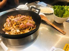 -胡须佬鸡煲四季火锅店(石厦西村直营店)
