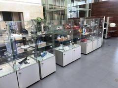 -天津波士信达奔驰4S店(卫津南路店)