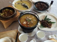 -湖影中餐厅·南京金茂威斯汀大酒店