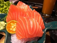 -山川小町·极番烧肉(新地假日广场店)