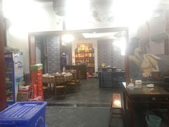 大堂-临街徽菜馆·正宗黄山味