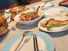 -雍容荟帝王蟹活龙虾展台自助(IFS黑金店)
