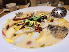 -花溪雨·森林餐厅(石基店)