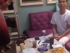 -自由港KTV(王子公主金平店)