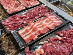 -牛里牛气· 榴莲海鲜鲜牛肉自助火锅·烤肉(横岗店)