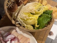 -同仁四季椰子鸡(福田东园总店)