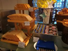 吐司&牛油-茵特拉根酒店·西餐厅