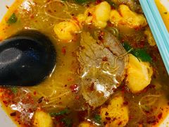 油豆腐牛肉粉丝汤（咖喱）-小杨生煎(龙之梦购物中心店)
