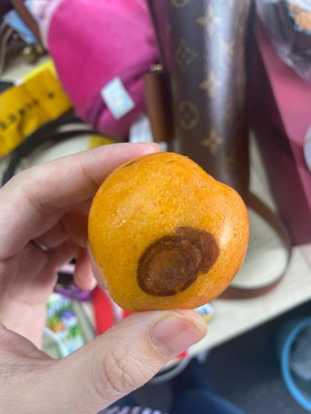 春天果园(嘉绿名苑店)-"一共17个枇杷 有5个是像图片那样烂的,.