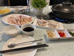 -烹然四季椰子鸡火锅(团结湖总店)