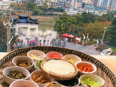 自助取餐区-包整·丝娃娃(一览甲秀楼风景店)