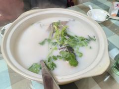 天目湖砂锅鱼头-高老庄·老溧阳·私房菜(南山竹海店)