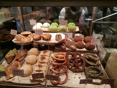 -RUXU入续糖水铺与包(卓悦中心店)