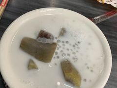 -黄师奶甜品店