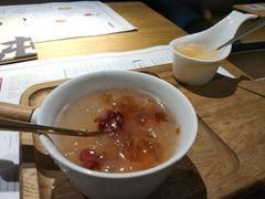 蔓越莓桃胶银耳-炖物24章·顺时轻养茶(杭州大厦店)