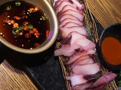 -鑫釜山海鲜烧烤(鑫丰国际店)