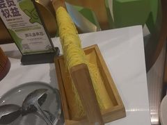 -洪氏嗨捞·广东猪肚鸡·椰子鸡火锅(西咸万象城店)