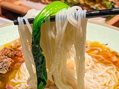 -八月美食小馆(银泰城总店)