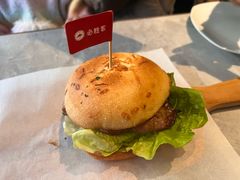 招牌秘制现烤鸡腿堡-必胜客(武林路店)