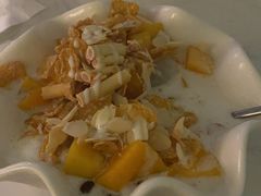 香芒果丁奶香豆花-觅豆豆花甜品(望平街店)