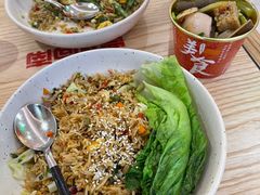 -萝卜向南·湘西泡菜·腊味炒饭(星河coco city店)