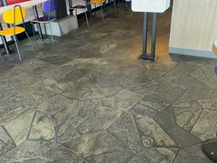 -麦当劳(国家体育场南路店)