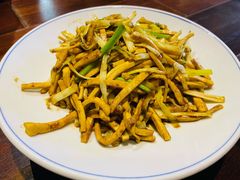 豆干肉丝-大牌大·传统杭帮菜(湖滨店)