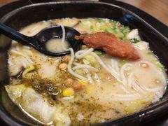 -阿香米线(萧山宝龙广场店)