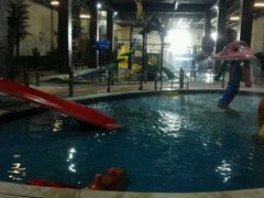 -泉城欧乐堡戏水湾艺术养生温泉