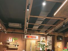 -巴卤社老火锅(财富店)