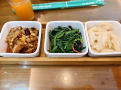 -鲁南仔·滕州炒鸡(经三路店)