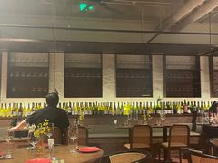 -肆海小川菜酒馆Wine Bistro (青年路店)