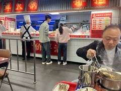 -四囍码头海鲜烧烤自助火锅(外滩南京东路悦荟广场店)