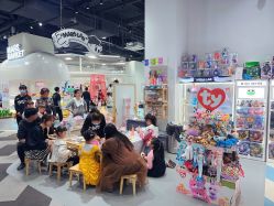 -MINI MARS KIDS CLUB亲子家庭中心(长宁天山店)