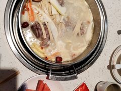 -三人行骨头王火锅(长寿店)