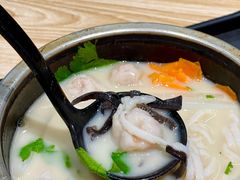 石锅孖宝-渔米丰·广府鱼汤米线(光明广场店)
