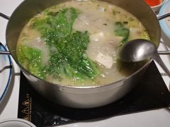 -英子补身汤(海兰路店)