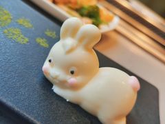 酸奶慕斯兔子-海底捞火锅(王府井银泰in88店)