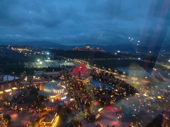 -七彩云南欢乐世界